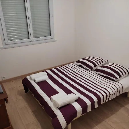 Lejlighed La Chambre Number Two - Dormir Comme A La Maison - Châteaubriant